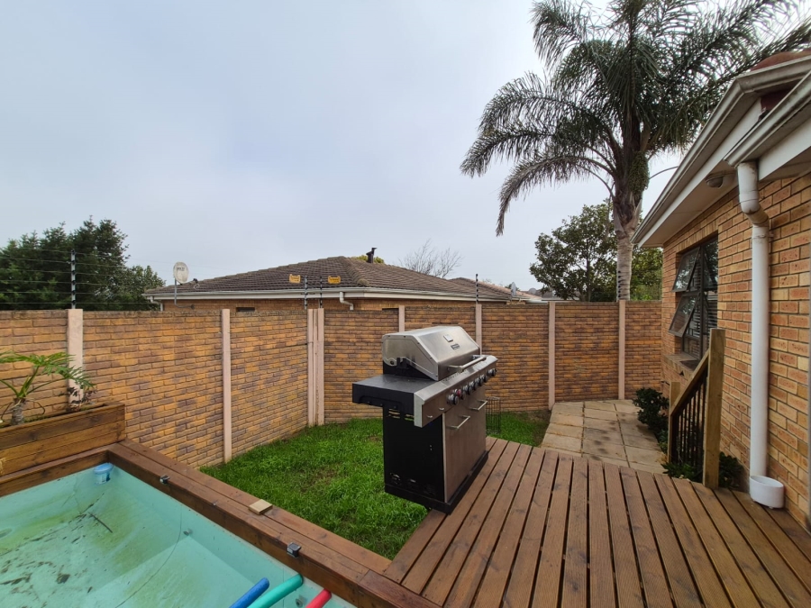 3 Bedroom Property for Sale in Sonstraal Heights Western Cape